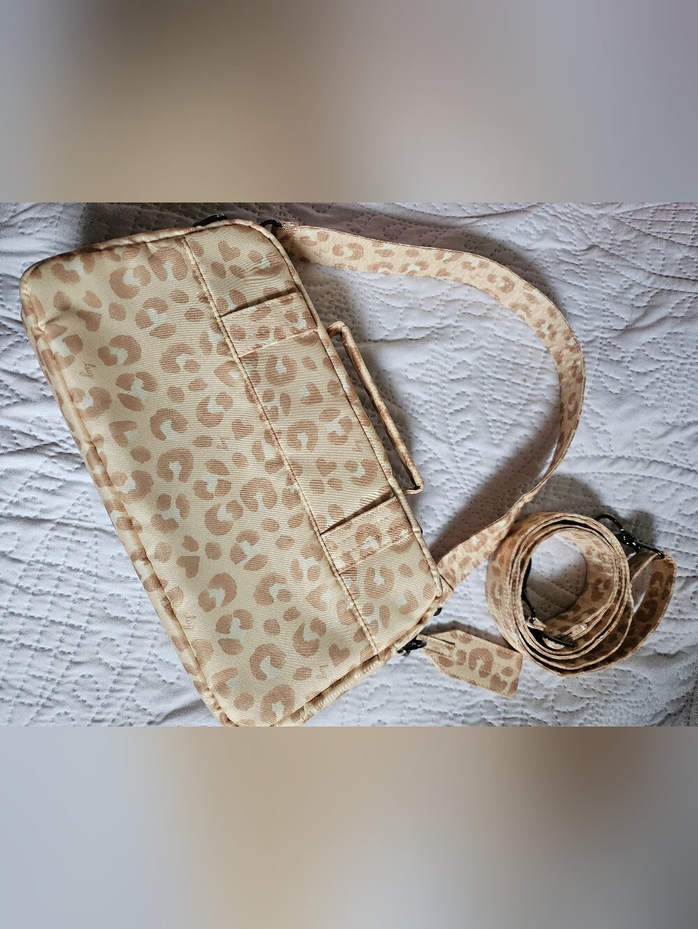 NWOT Lug Switcheroo In Faded Leopard Sand - Never Used - Picture 2 of 3